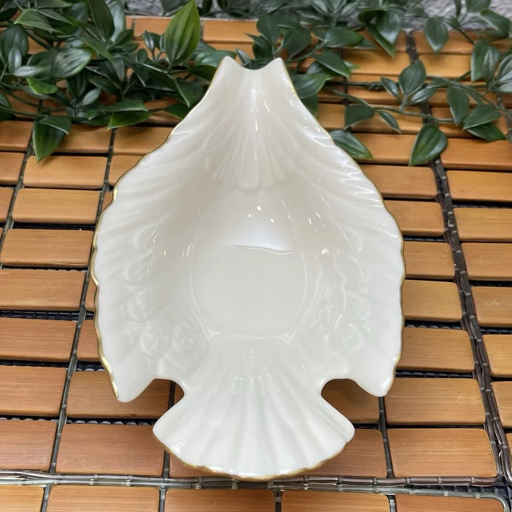 Lenox brand color